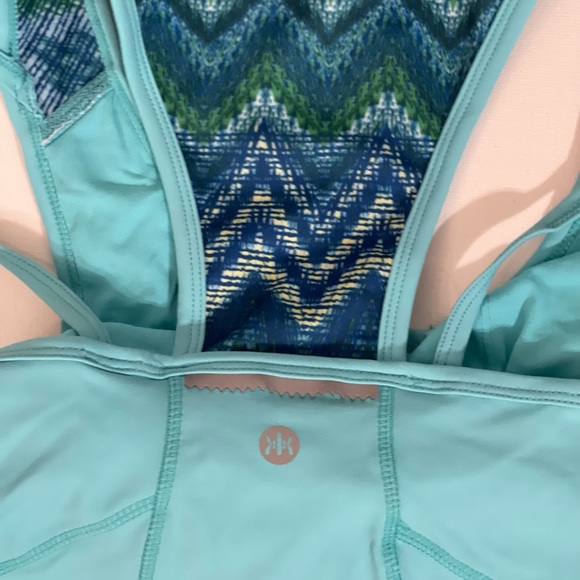 Kyodan activewear top with built in bra  size M - Picture 3 of 5